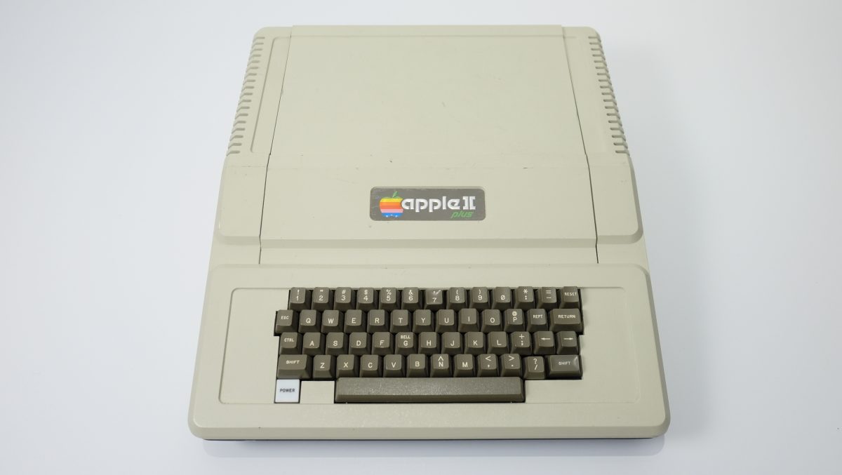 Купить Компьютер Apple 2